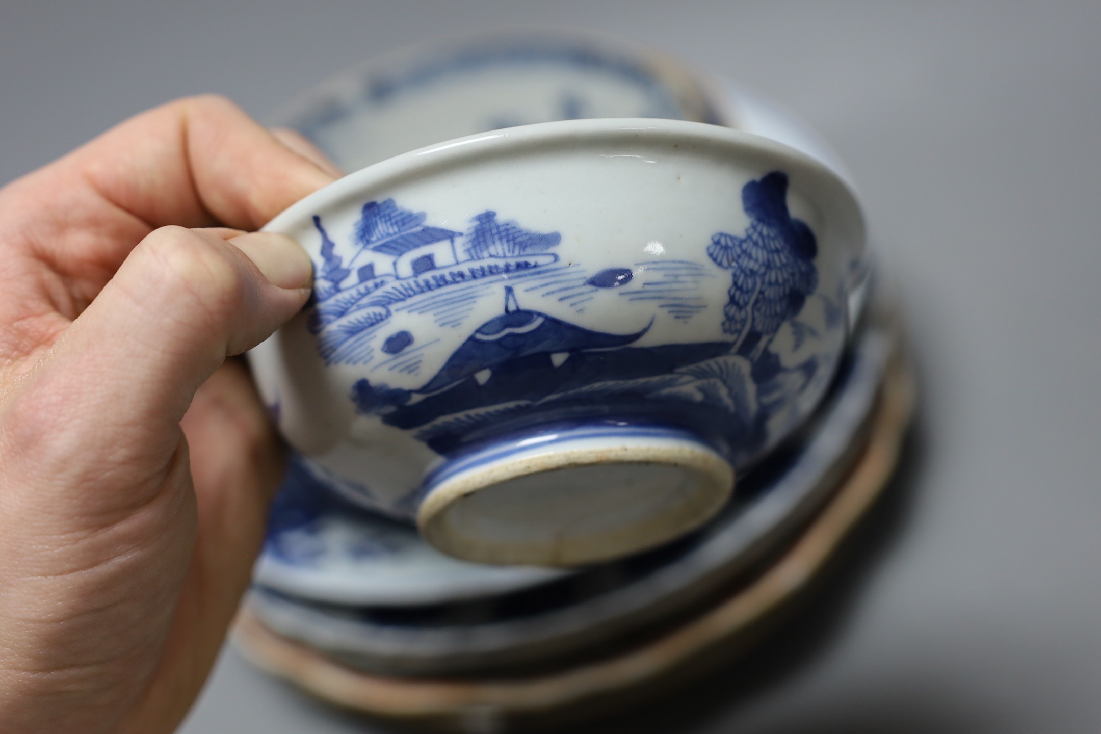 A group of 18th / 19th century Chinese blue and white plates and bowls, Largest 22 cm diameter